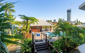 Moorings On Cavill Surfers Paradise